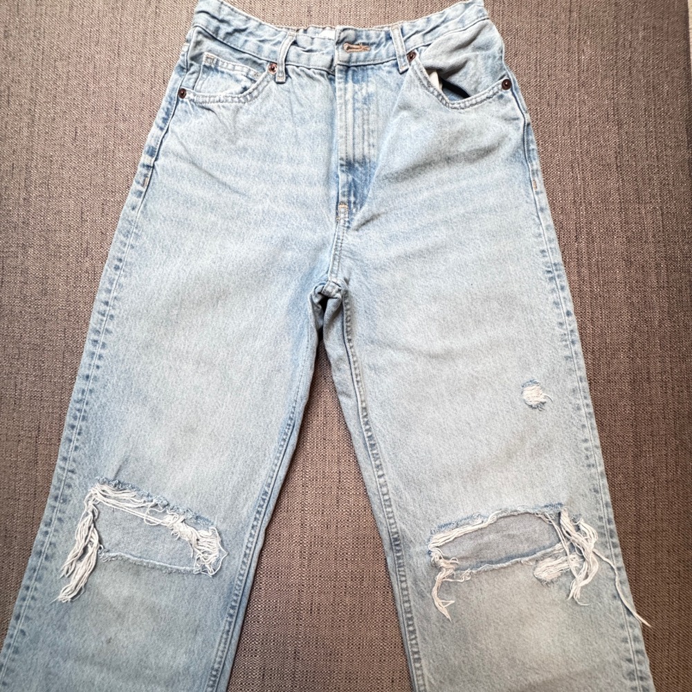 Zara High Waisted Distressed Straight Leg Jeans Light Wash Size 6 28